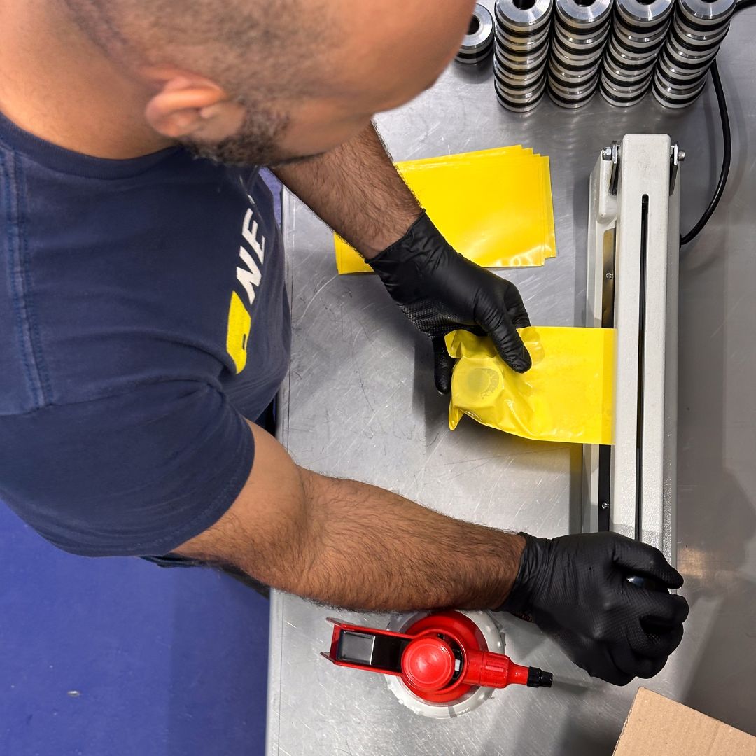 Componenti imbustati singolarmente nel pacco